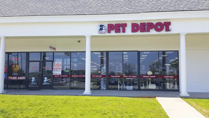 Ricki's Pet Depot 7