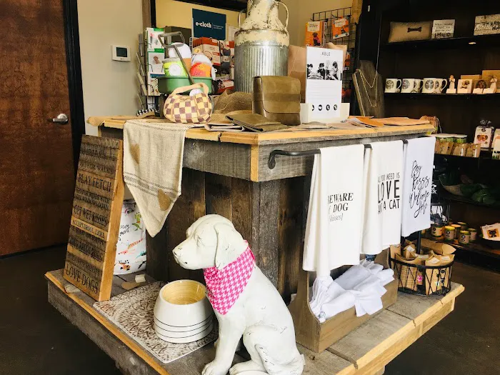 Berry Farms Animal Hospital & Pet Spa 1