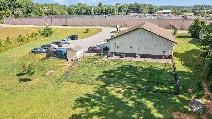 State Road Animal Hospital 6