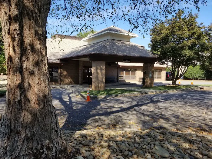 Hill Animal Hospital 6