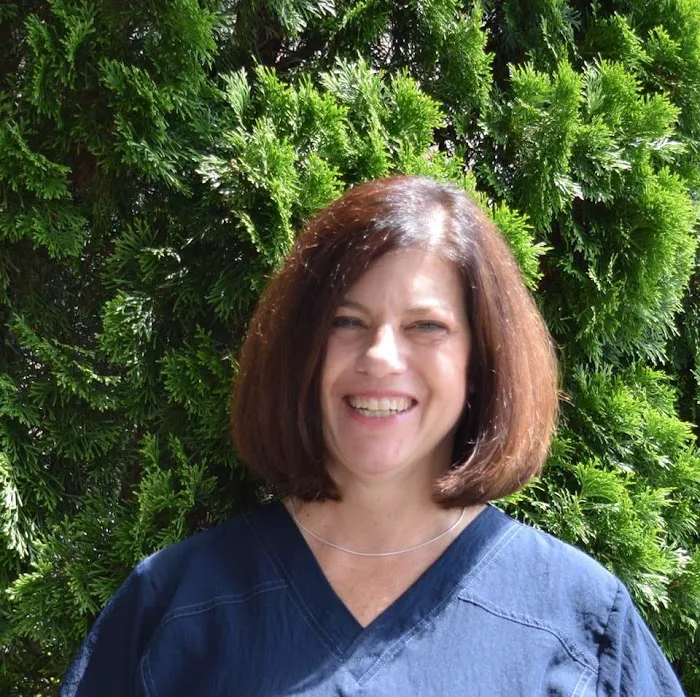 Jill Bradshaw, DVM 5