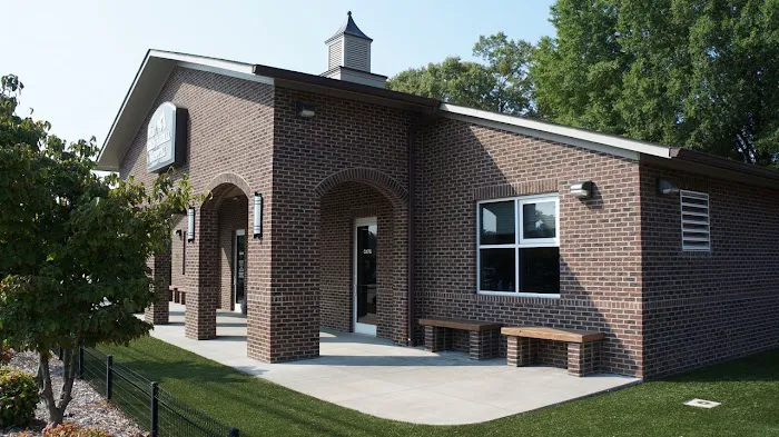 West Innes Animal Hospital 6