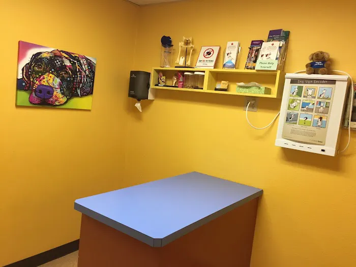 Milwaukie Animal Clinic 10