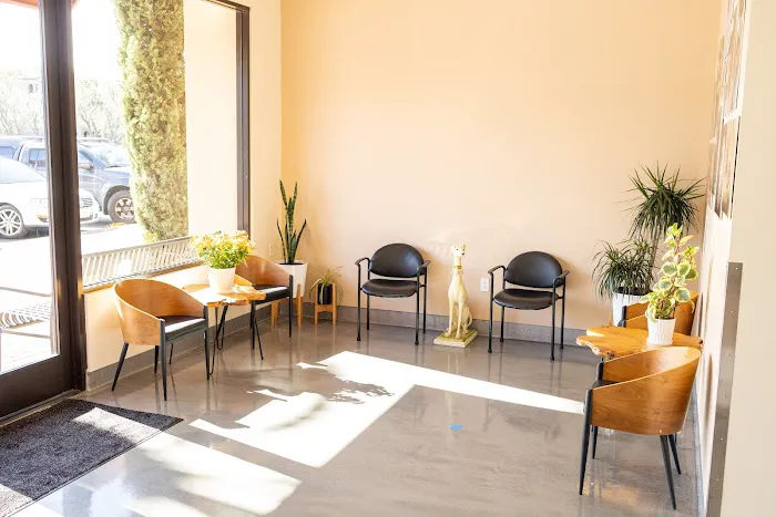 Newport Animal Hospital 9