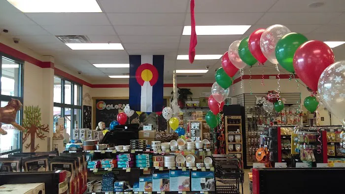 Chuck & Don's Pet Food & Supplies 12