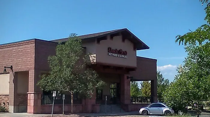 Chuck & Don's Pet Food & Supplies 12