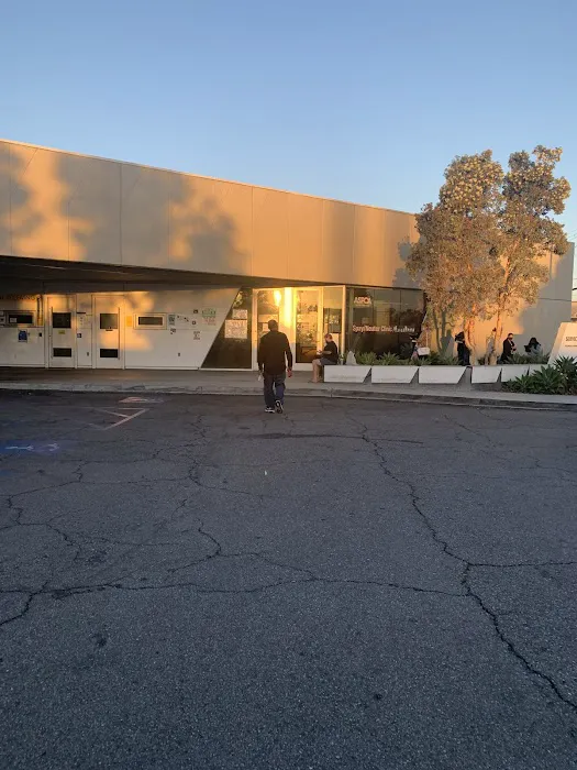 The ASPCA Los Angeles Spay/Neuter Clinic 8
