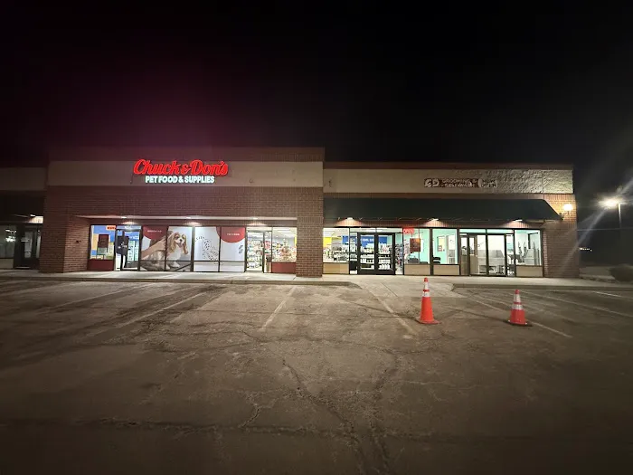 Chuck & Don's Pet Food & Supplies 12