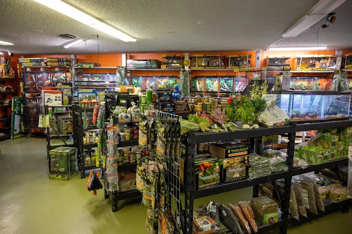 5280 Reptile Room - West 12