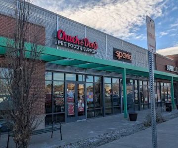 Chuck & Don's Pet Food & Supplies