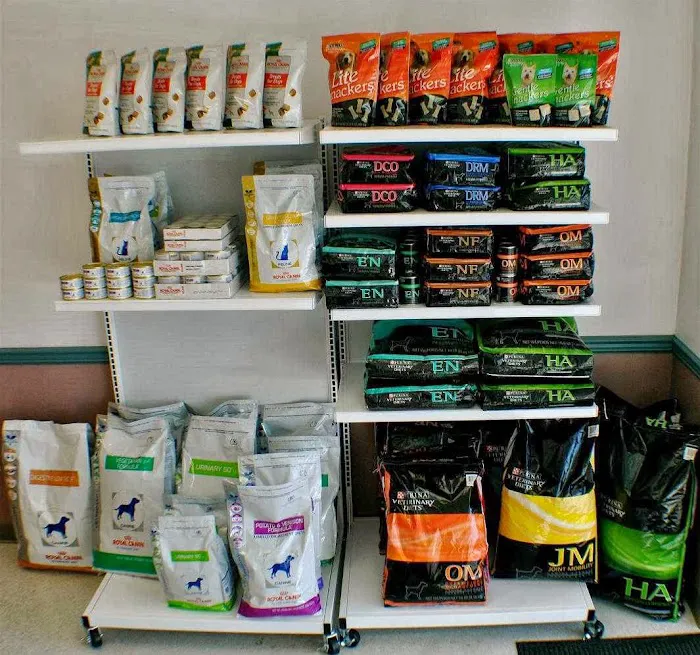 Klahanie Center Veterinary Hospital 8