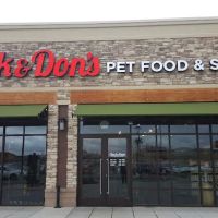 Chuck & Don's Pet Food & Supplies ico