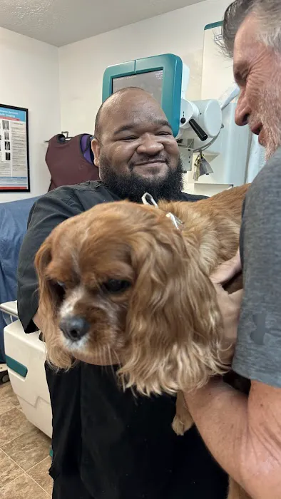 Sherwood Animal Clinic 2