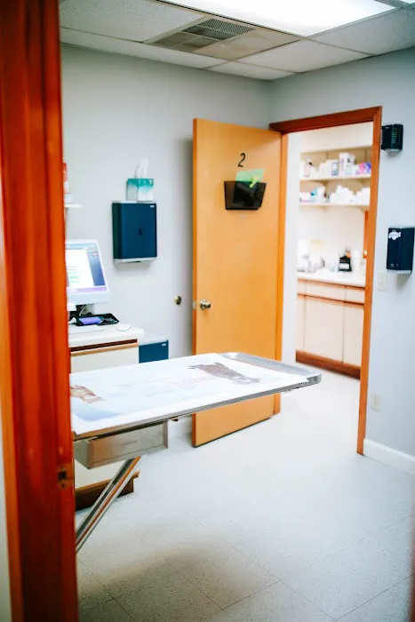 Mills River Animal Clinic 10
