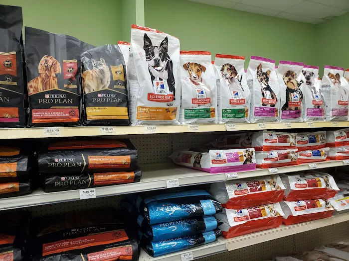 Chuck & Don's Pet Food & Supplies 12