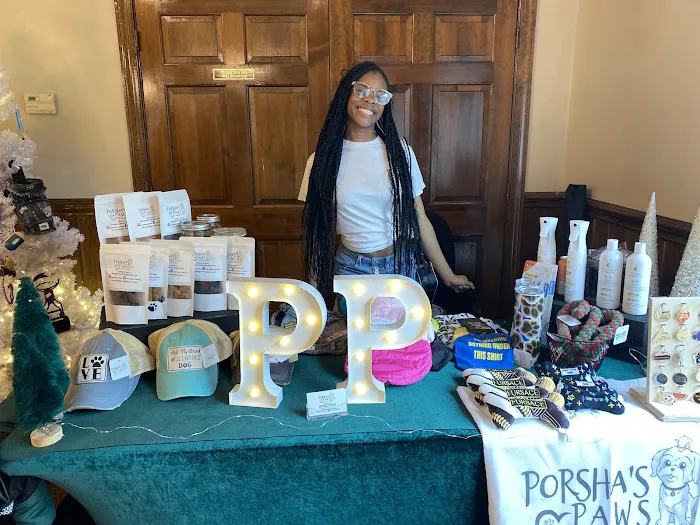 Porsha's Paws Dog Boutique 7