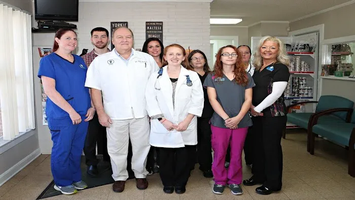West Pine Animal Hospital and Pet Resort 10