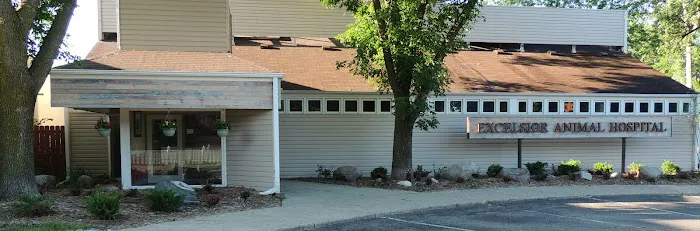 Excelsior Animal Hospital 10