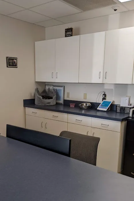 Animal Emergency Center 6