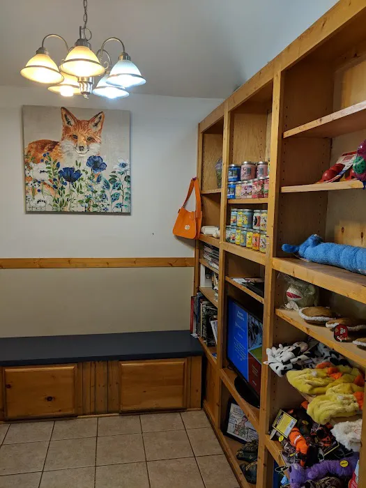 Golden Corner Veterinary Hospital 7
