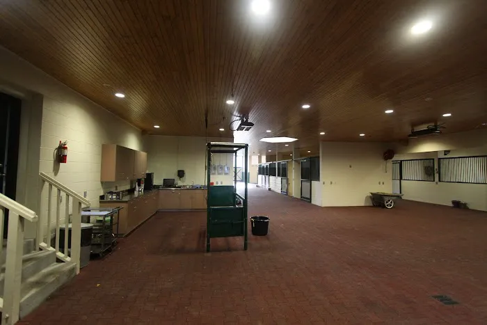 Tennessee Equine Hospital 8