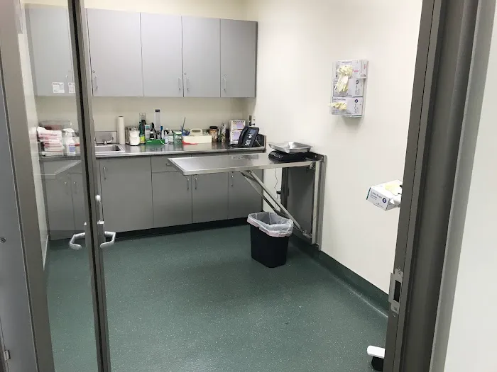 Western U - Spay/Neuter Center 6
