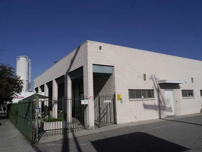 Avenue 26 Small Animal Hospital 12