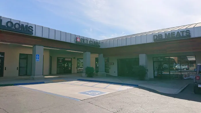 East Valley Emergency Pet Clinic 8