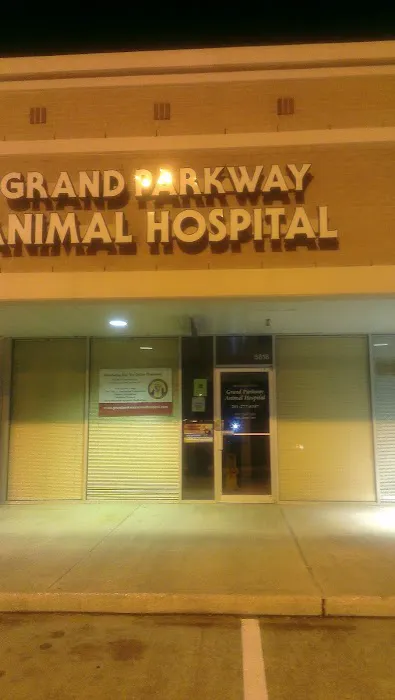 Grand Parkway Animal Hospital 12