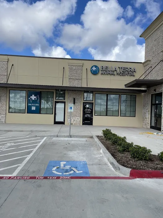 Bella Terra Animal Hospital 3