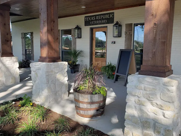 Texas Republic Veterinary Hospital 12