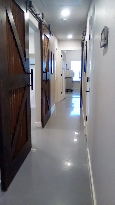 Texas Republic Veterinary Hospital 12