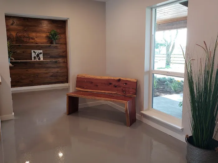 Texas Republic Veterinary Hospital 12