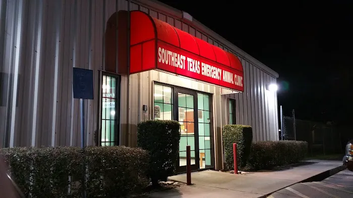 Southeast Texas Animal Emergency Clinic 5