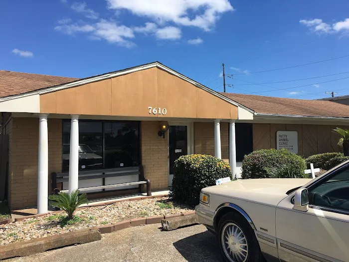 Rutty Animal Clinic 9