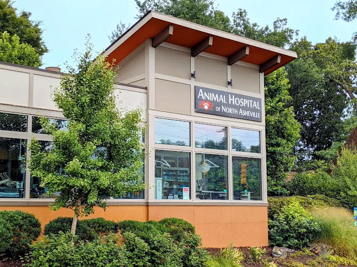 Animal Hospital of North Asheville 4