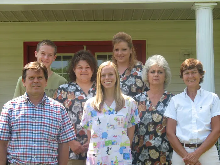 Roan Mountain Animal Hospital 4