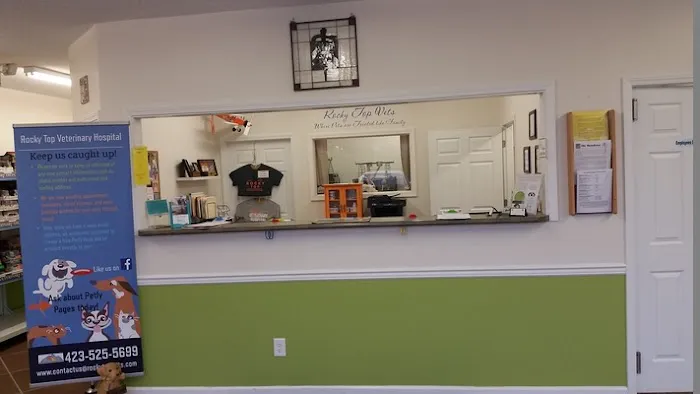 Rocky Top Veterinary Hospital 8