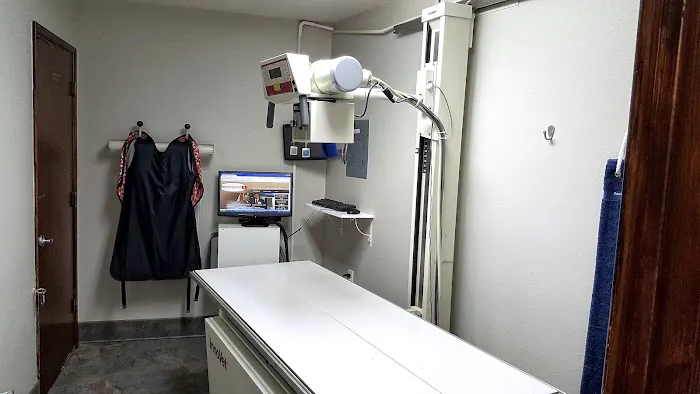 Mohnacky Animal Hospitals of Vista 5