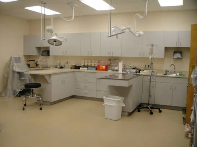 Cocoa Veterinary Hospital 7