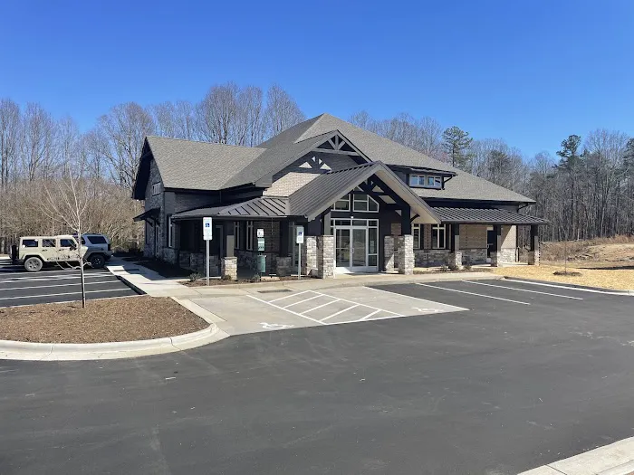 Midway Animal Clinic 6