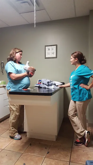 Prairie Oak Veterinary Center 8