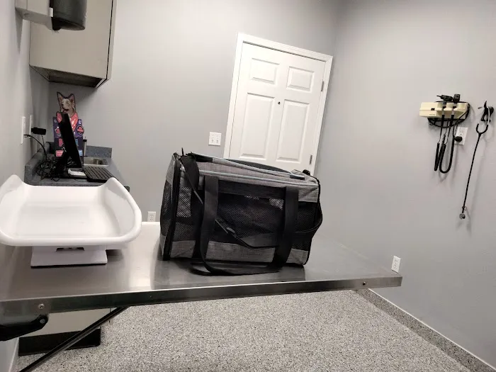 St James Veterinary Medical Center 4