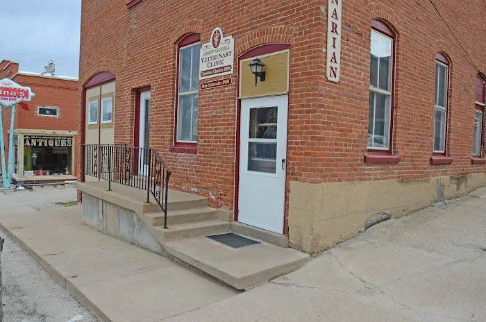 Mt Carroll Veterinary Clinic 12