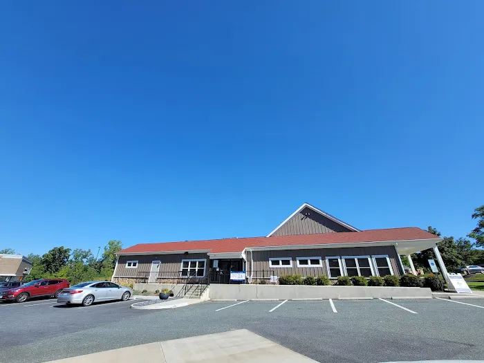 Crossroads Animal Hospital 1