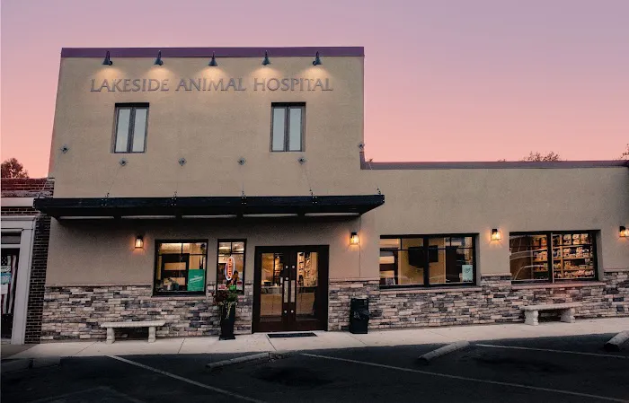 Lakeside Animal Hospital 4