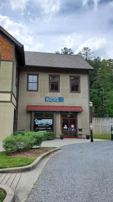 Riversong Veterinary Clinic 2