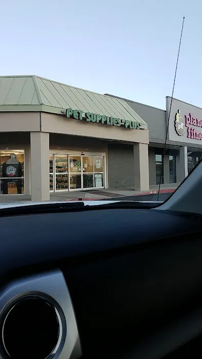 Pet Supplies Plus Seguin 4