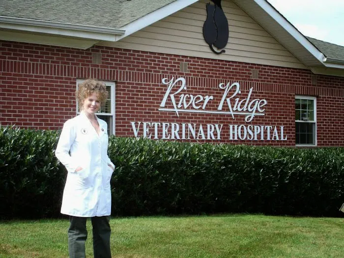 River Ridge Veterinary Hospital 3