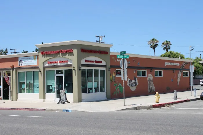 Redondo Shores Veterinary Center 5